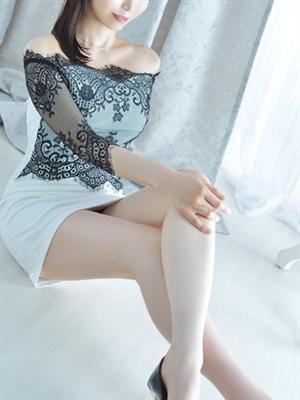 浅倉 麻衣