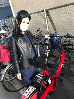 あきな