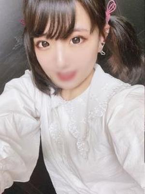 聖（せい）【クビレ美乳美少女】