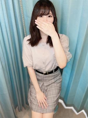 ひなみ　色白美白Ｅカップ美女