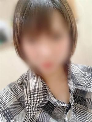 みいな