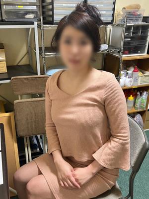 日高ゆい