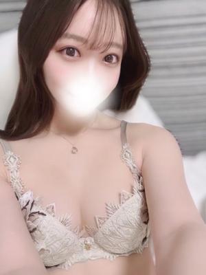紫乃咲みな