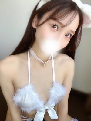 知花ゆう