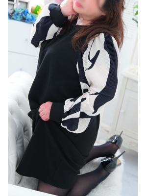 林　玲子
