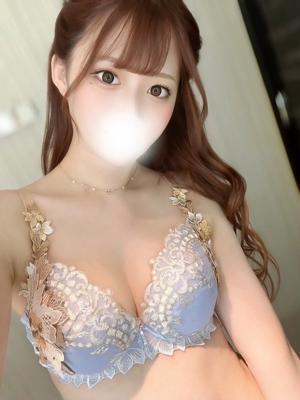 日菜みおり
